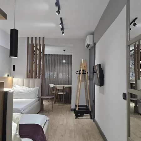 Tam Center Next To Blloku No2 * Tirana