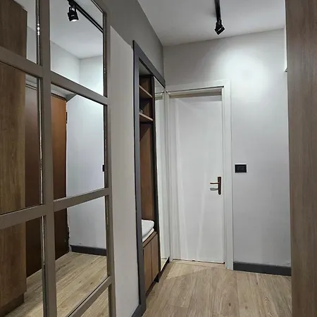 Tam Center Next To Blloku No2 Appartamento *