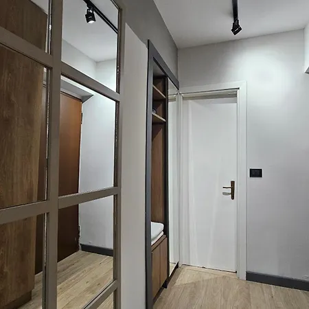 Tam Center Next To Blloku No2 *
